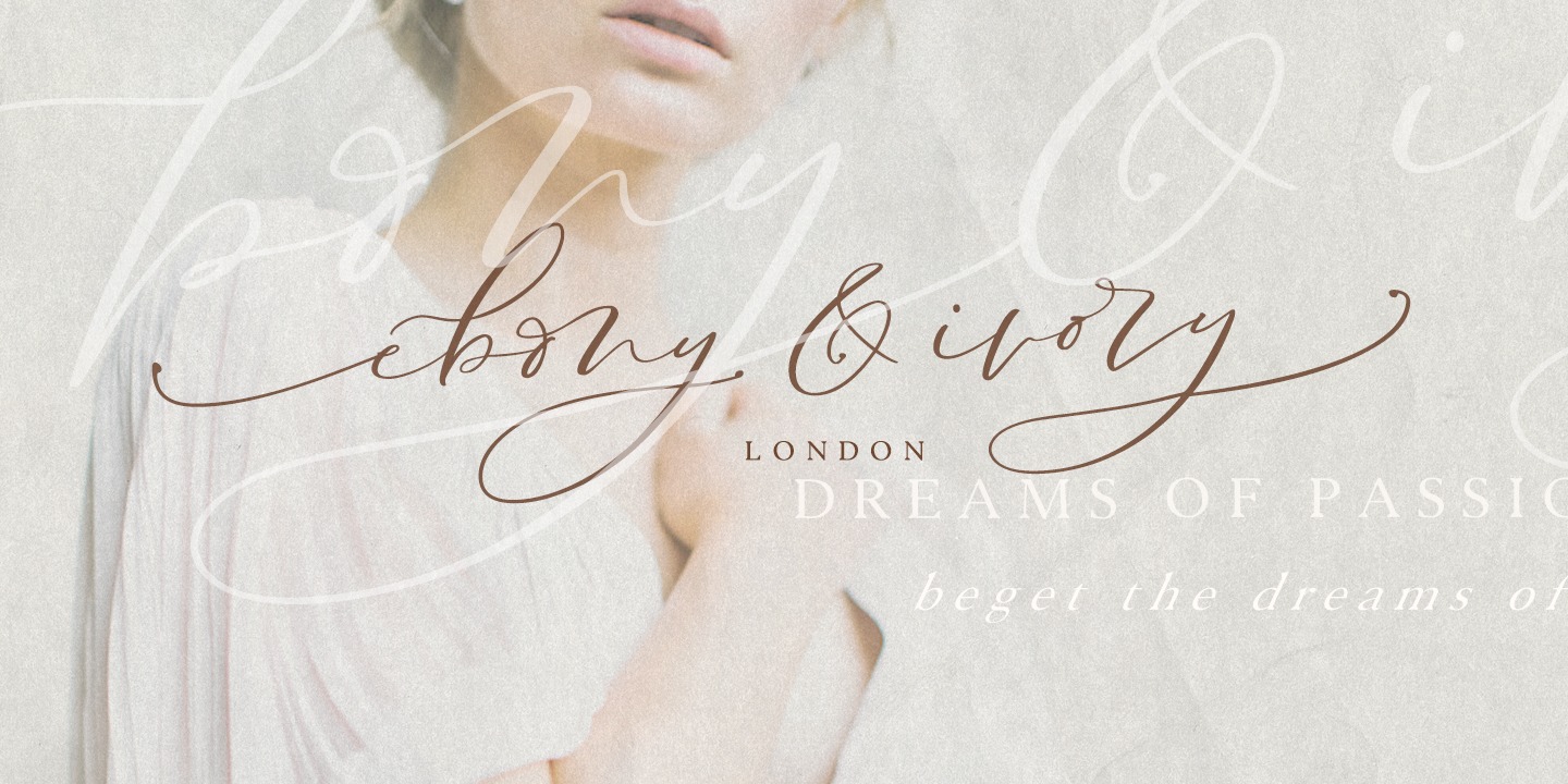 Beispiel einer Serenity Script Serif Italic-Schriftart