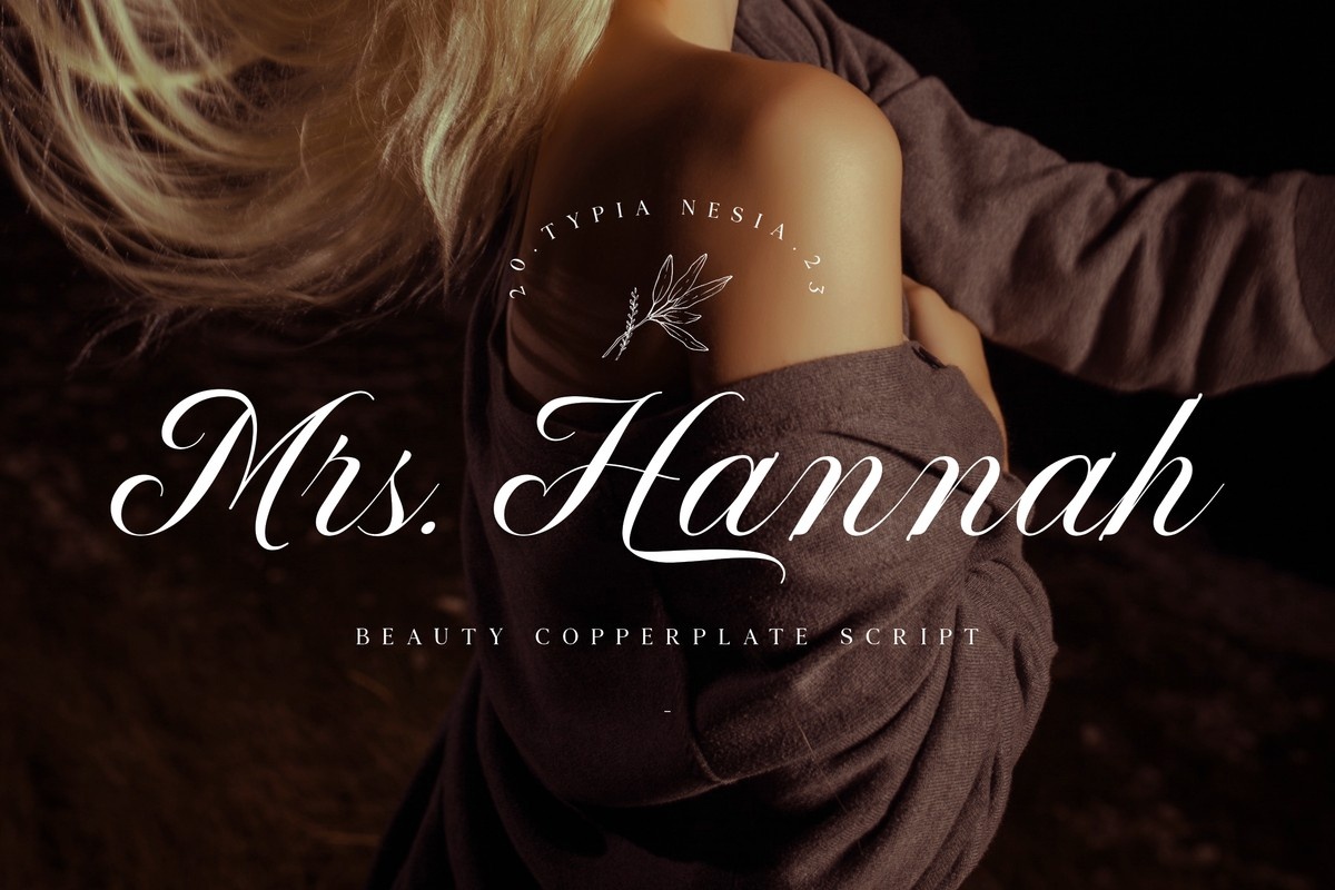 Beispiel einer Mrs Hannah Italic-Schriftart