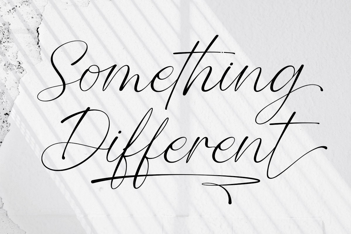 Beispiel einer Something Different Regular-Schriftart